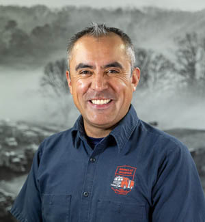 Juan Alvarez-Flores.jpg